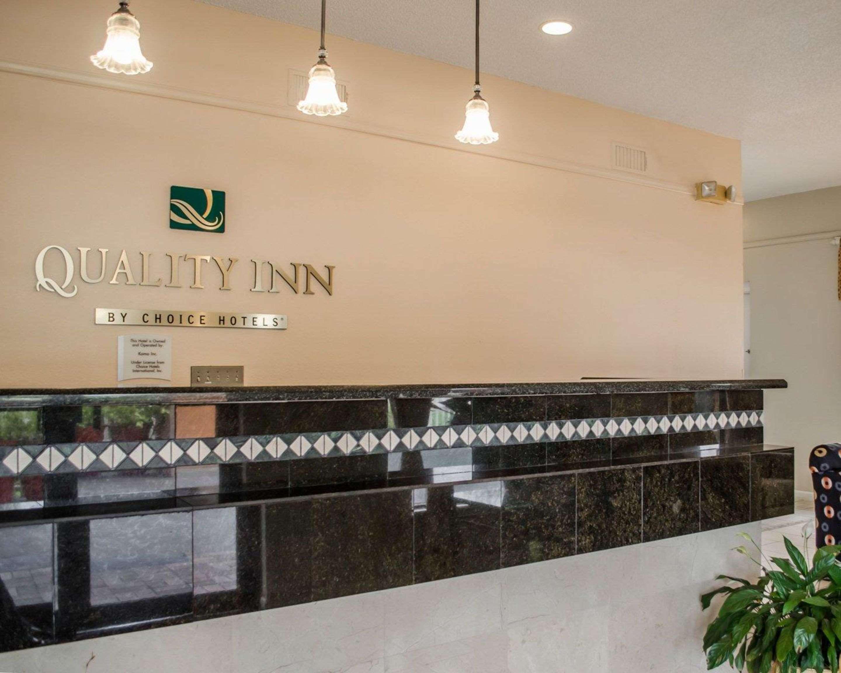 צ'יפלנד Quality Inn Near Manatee Springs State Park מראה חיצוני תמונה
