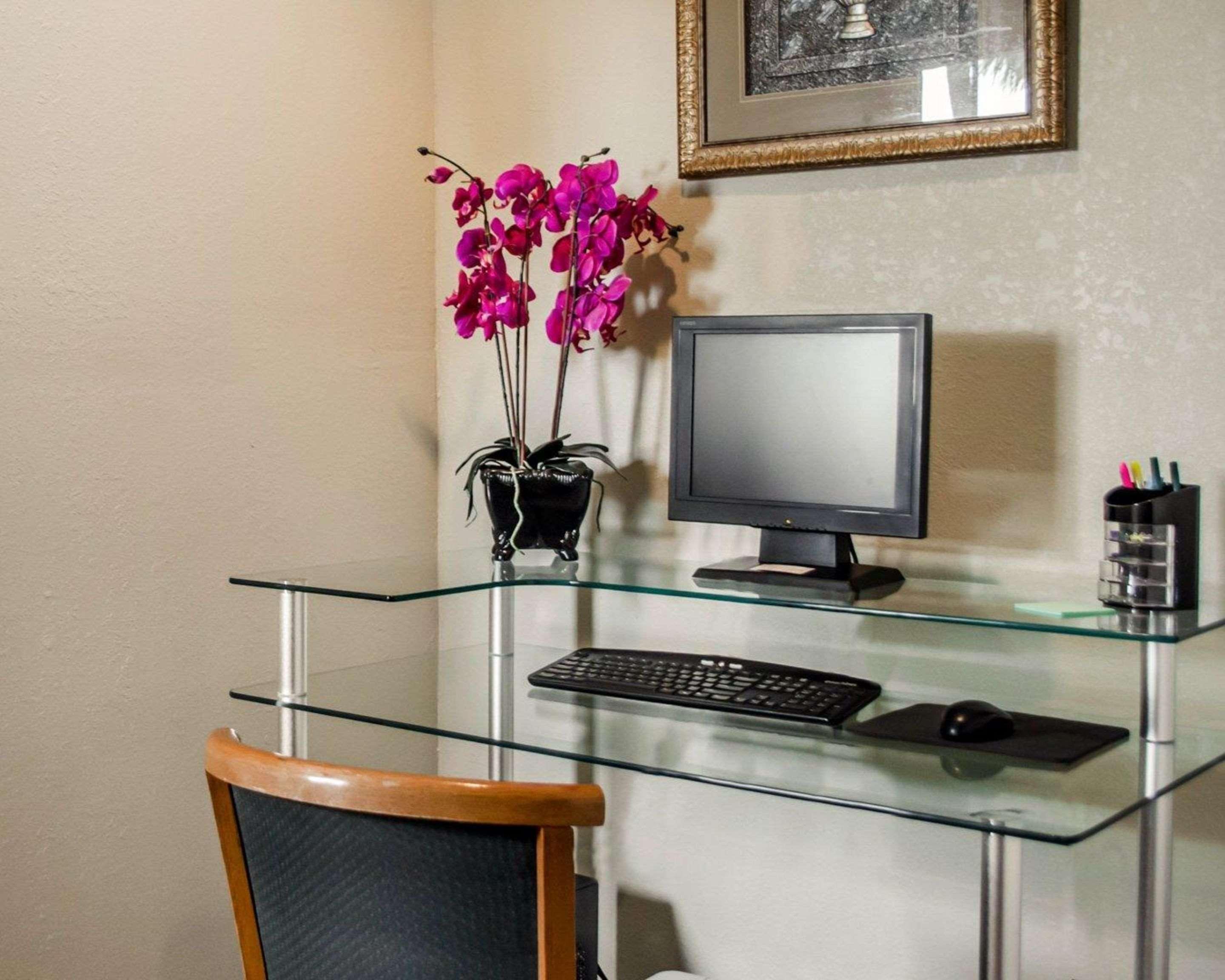 צ'יפלנד Quality Inn Near Manatee Springs State Park מראה חיצוני תמונה