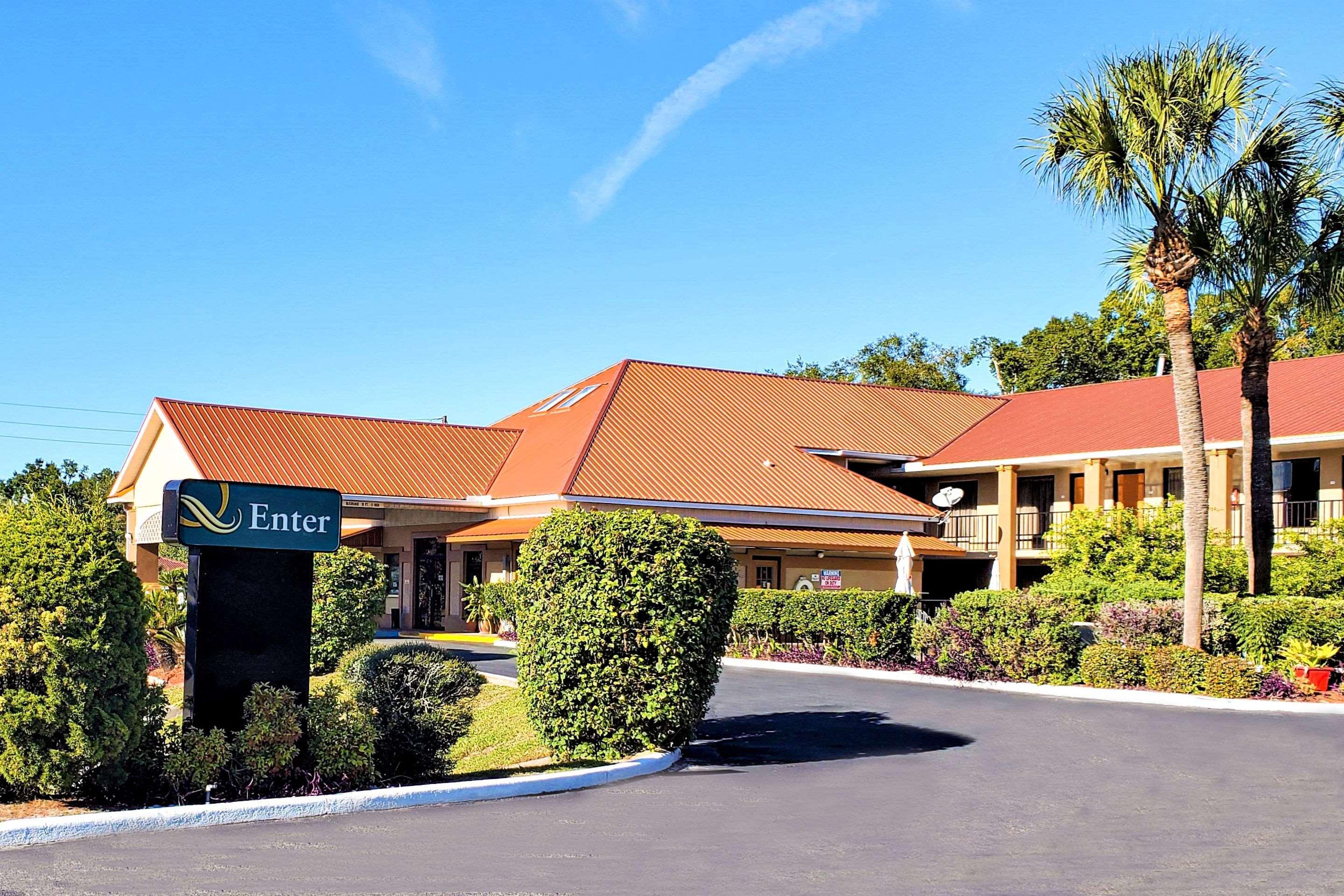 צ'יפלנד Quality Inn Near Manatee Springs State Park מראה חיצוני תמונה