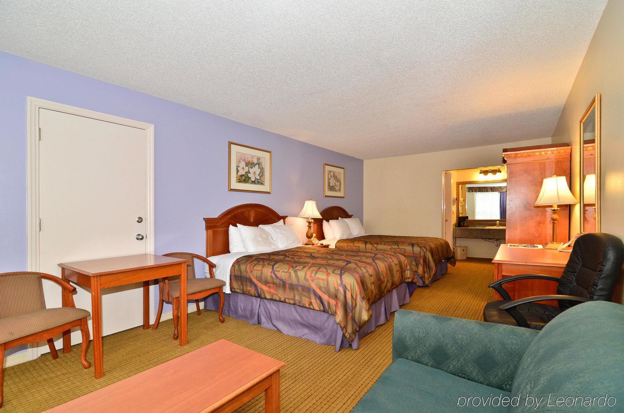 צ'יפלנד Quality Inn Near Manatee Springs State Park חדר תמונה