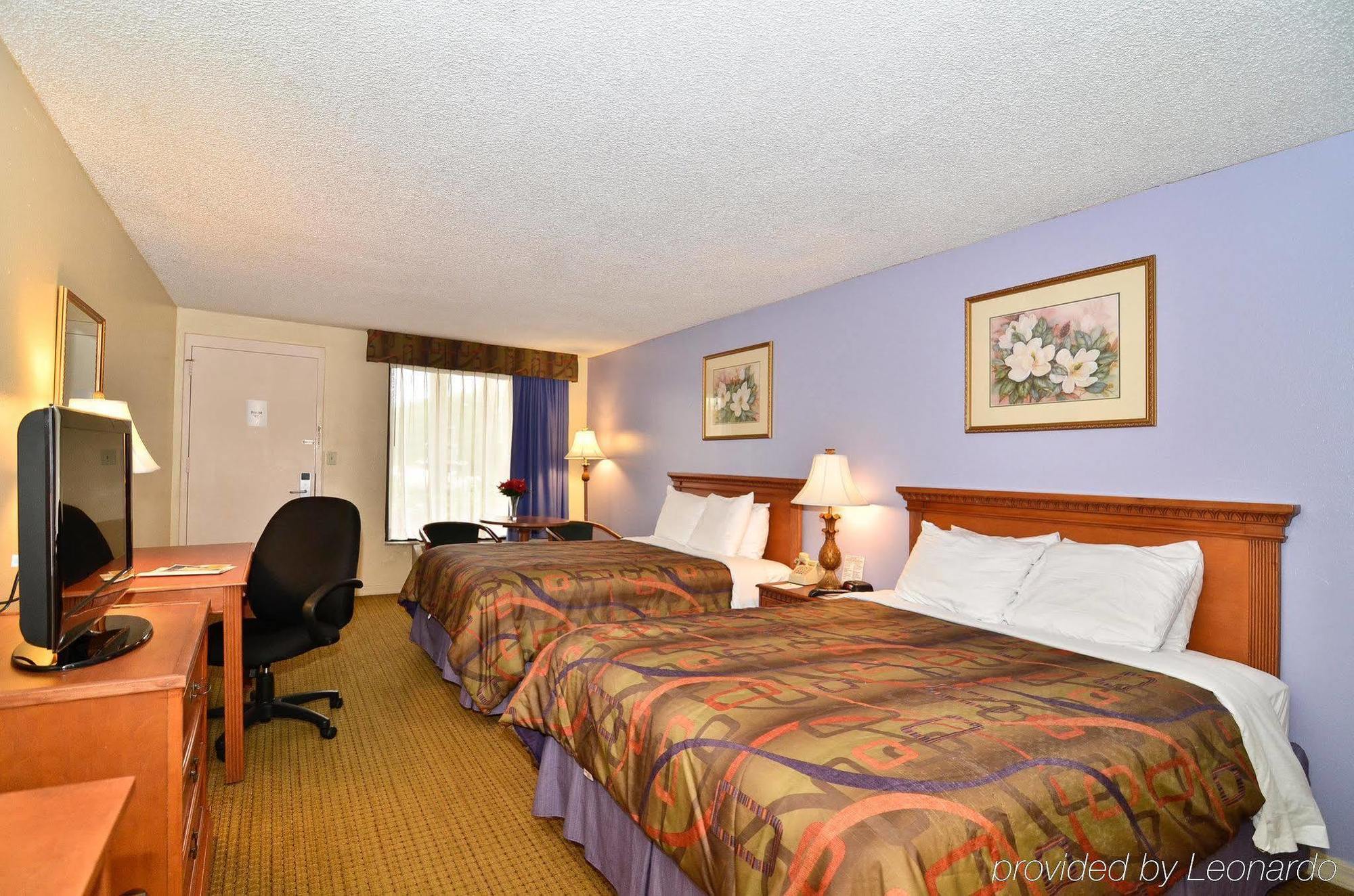 צ'יפלנד Quality Inn Near Manatee Springs State Park מראה חיצוני תמונה