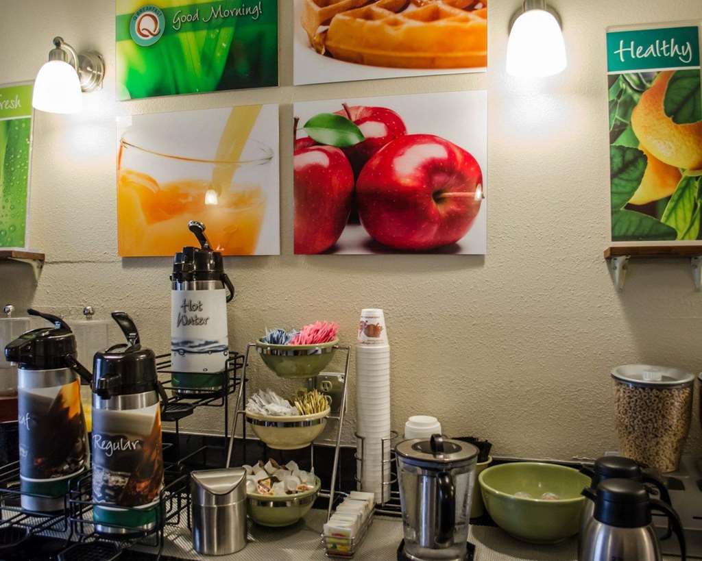 צ'יפלנד Quality Inn Near Manatee Springs State Park מסעדה תמונה